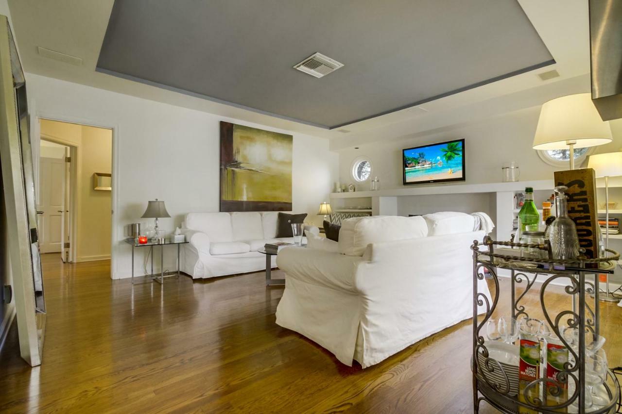 A Touch Of Cape Cod In West Hollywood Villa Los Angeles Exterior foto